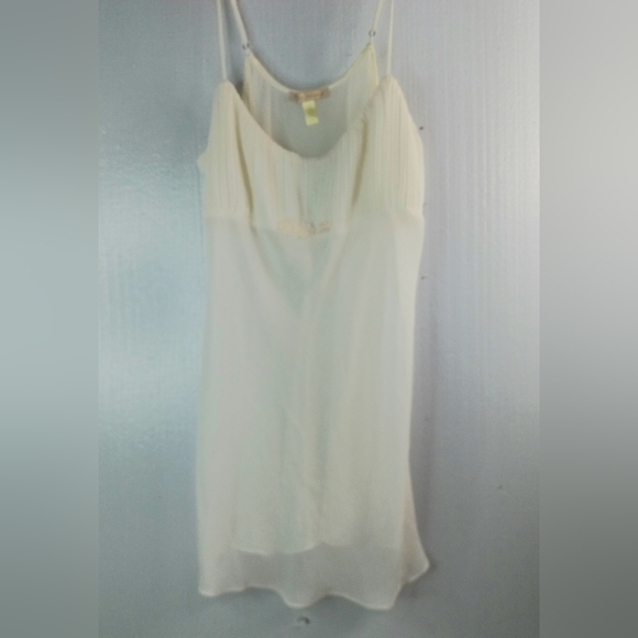 Flora Nikrooz XL Romantic Chemise in Creme